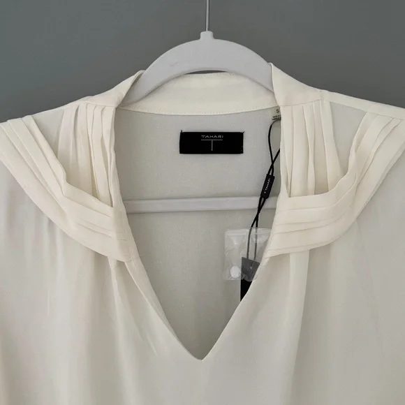 Tahari Ivory Pleated Blouse - nwt - Picture 3 of 9